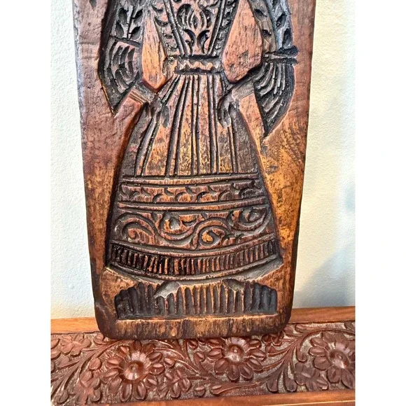Vintage Butter Mold Style Wall Plaque 1971